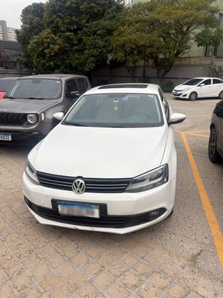 VOLKSWAGEN JETTA 2.0 COMFORTLINE FLEX 4P TIPTRONIC VOLKSWAGEN JETTA 2.0 COMFORTLINE FLEX 4P TIPTRONIC